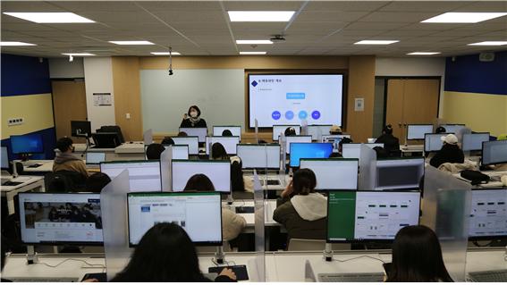(사)한국능력교육개발원, 유한공업전문대학교 아동보육학과 유치원행정실무사 교육 진행