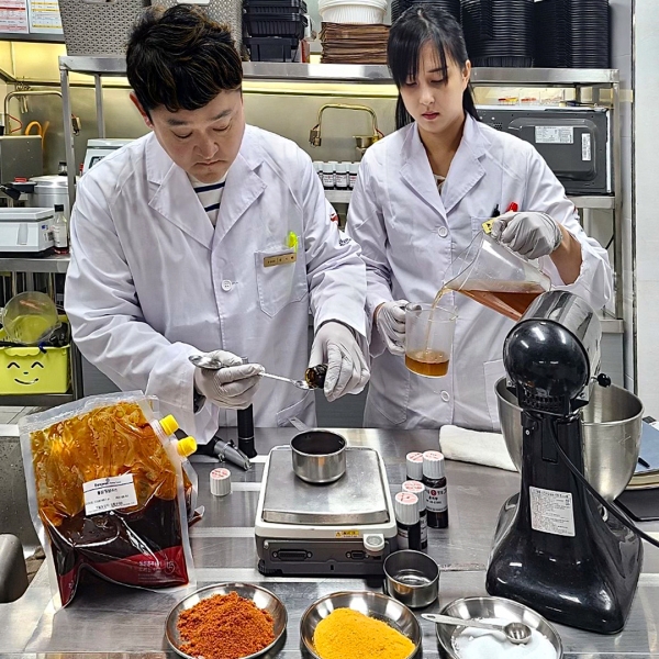 직화볶음찜닭 볶찜, 중앙연구소 설립