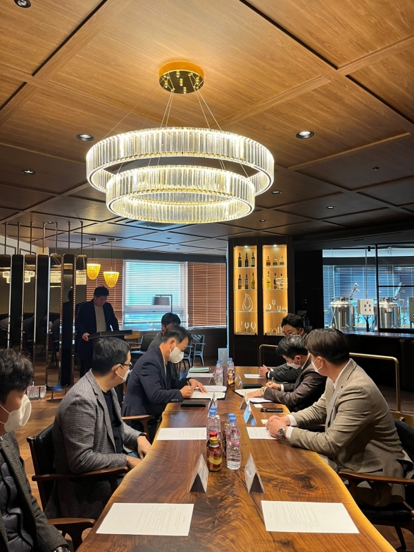 주식회사 위대한사람들, 롯데칠성음료와 프랜차이즈 MOU 체결