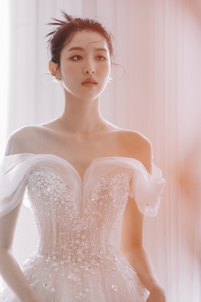 국내 하이앤드 웨딩드레스 브랜드 하우스오브에이미 SS23/24 컬렉션 발매