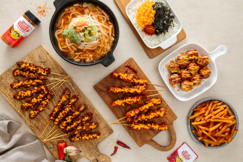 청춘닭꼬치, 서울시스터즈와 신메뉴 콜라보 6종 출시