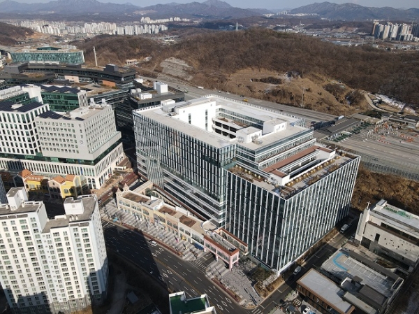 [부동산 info] 강남 접근성 및 특화 설계의 현대 테라타워 구리갈매 지식산업센터