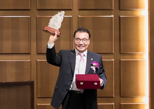 [한국아그리젠토6차산업경영컨설팅협회 현용수이사장] 세상을 이롭게 한다.. 홍익인간정신으로 새로운 문화 콘텐츠 개발