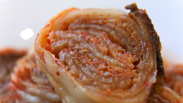[김영철의 동네 한 바퀴] 두물머리, 양평물맑은시장 만두가게, 솔잎칼국수, 천연효모 건강빵, 전통 장김치 경기도 양평