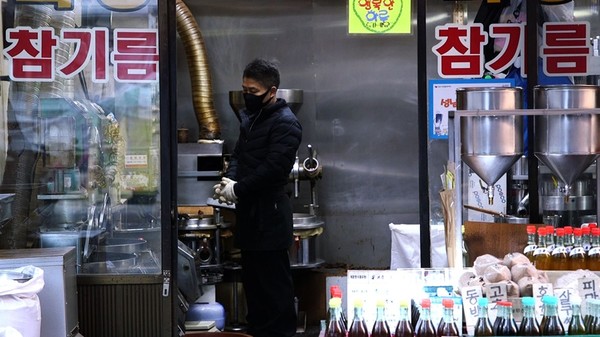 [한국인의 밥상] 모란시장 기름골목, 구즉묵마을 도토묵집, 익산 피순대 국밥집 대를 잇는 가게 -노포