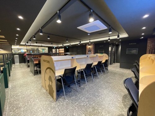 프리미엄 스터디카페 멘토즈, 11월 3일 사직운동장점 오픈