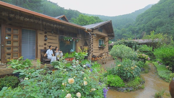 EBS 한국기행 강원도 영월 산골 오지… 부부가 가꾼 천상의 화원