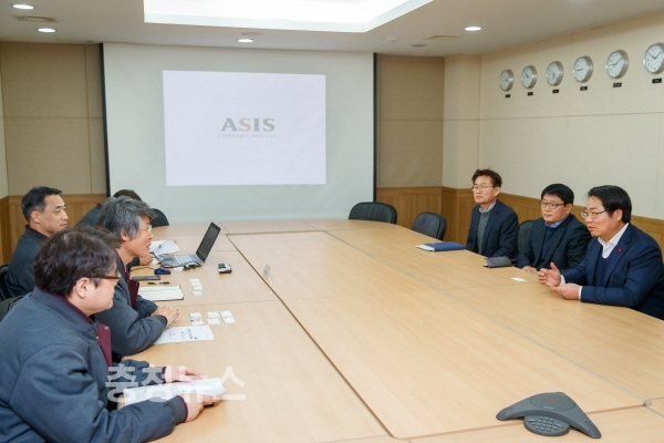 [사진]오세현 아산시장, 아산테크노밸리 내 에이시스(주) 방문