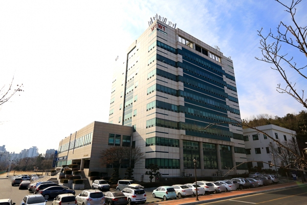 충남대 입주기업 JSK바이오메드, 세계 최초 바늘 없는 주사기 양산