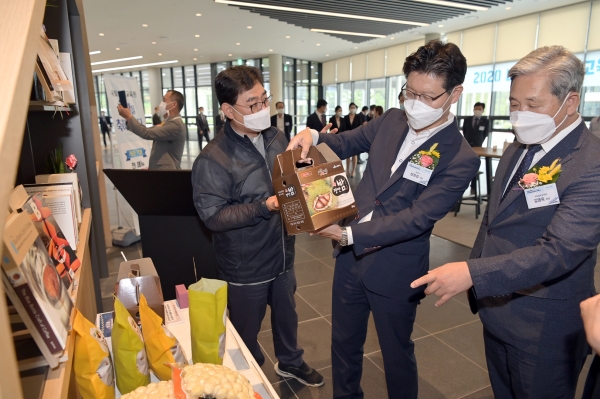 공주시, 자활근로 청년사업단 1호 카페 182 오픈