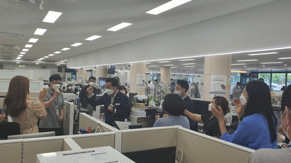 박경귀 아산시장, 본청 부서 방문 일정 재개