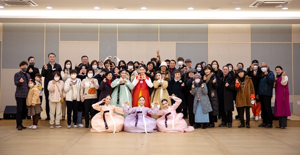 아트디자인랩, 연말기획공연 작은선물 성료