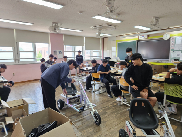 세종시교육청, 학교로 찾아가는 SW․AI 탐험 교실 운영