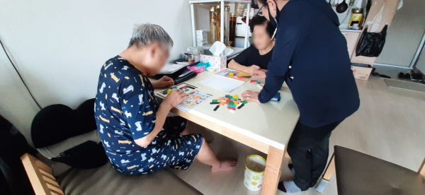 홍성군, 찾아가는 인지 자극 프로그램으로 군민들에 인기