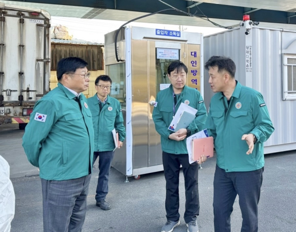 이승원 경제부시장, 가축전염병 방역현장 점검