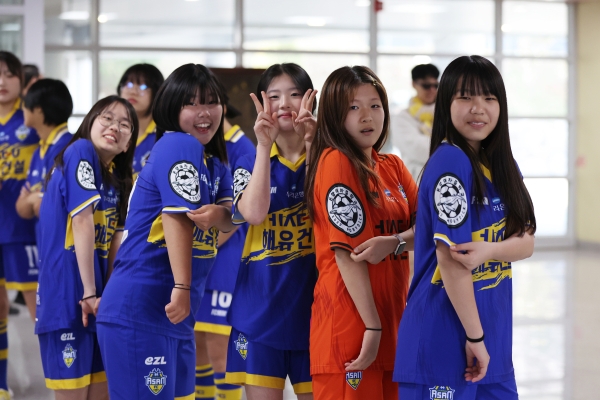 충남아산FC, 온양여중과 MOU 체결... 여자축구 저변 확대
