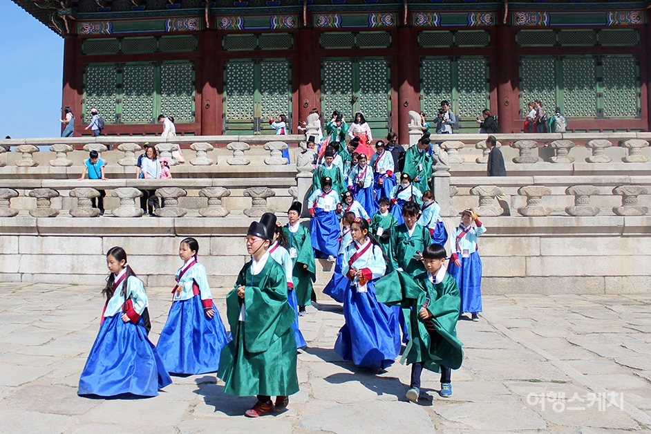 [관광벤처기업 탐방⑥] 똑같은 해설 투어가 아니라 입체적인 이야기를 만들어요 최지연 에이치스토리컨설팅 대표