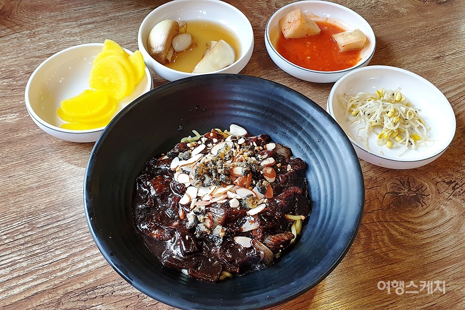 [트레킹 여행] 남원포구에서 쇠소깍까지, 제주올레 5코스