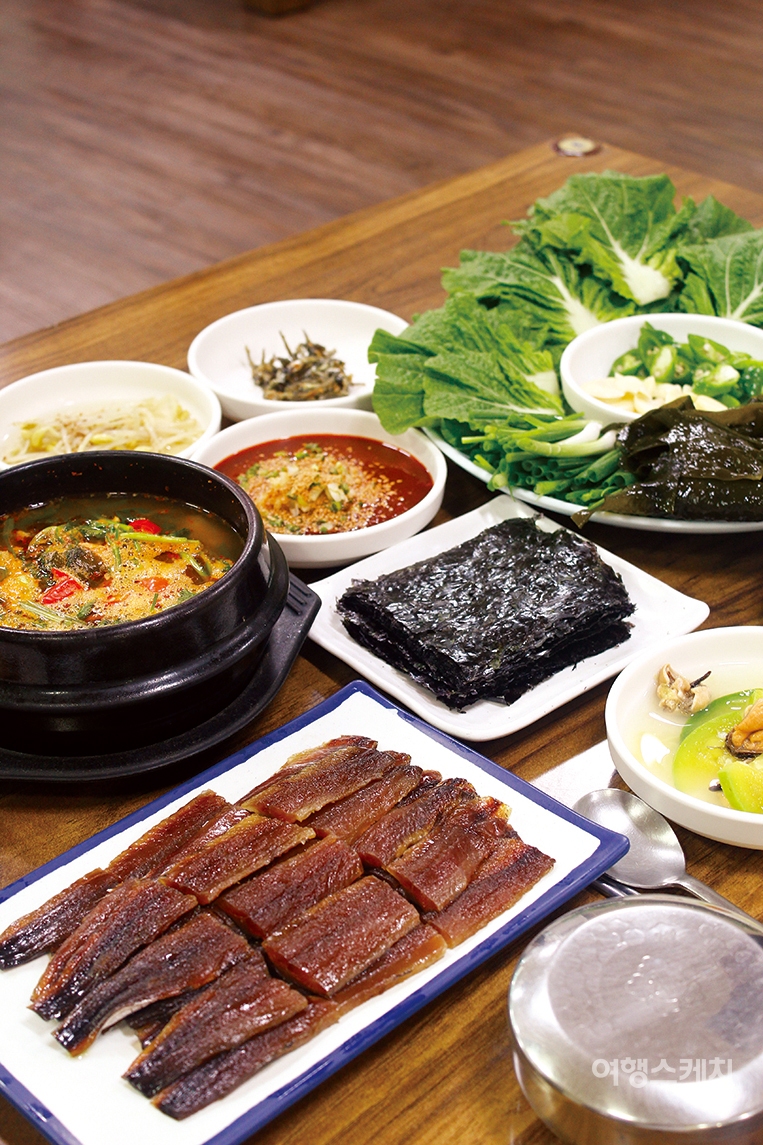 이 겨울, 바다의 맛을 고스란히 전해주는 포항 구룡포 과메기