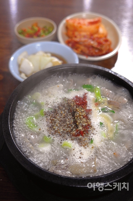 [레트로 여행지] 전통과 젊음이 공존하는 경동시장의 재발견
