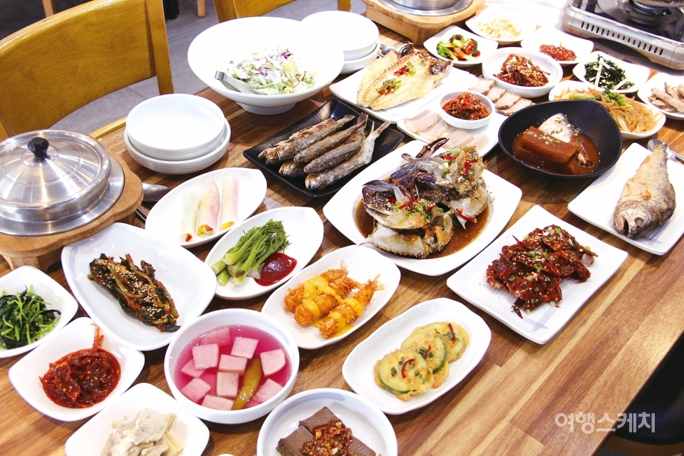 [수산물 따라가는 전남여행] 칠산바다에서 잡아온 꽃게, 영광 게장정식
