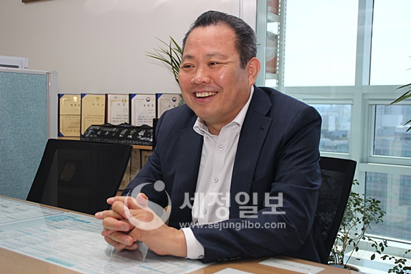 [레전드&담] 황소 세무사 나길식 세무법인 택스테크 대표