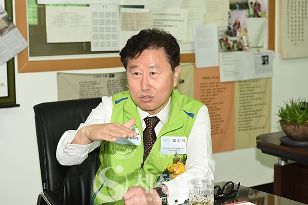[이 사람] 아름다운 납세자상 받은 (주)태건비에프 김만석 대표