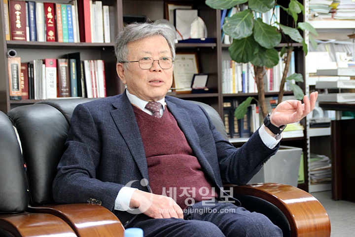 [인터뷰] 모범납세자상 받은 열정의 레전드 송동복 광교세무법인 대표세무사