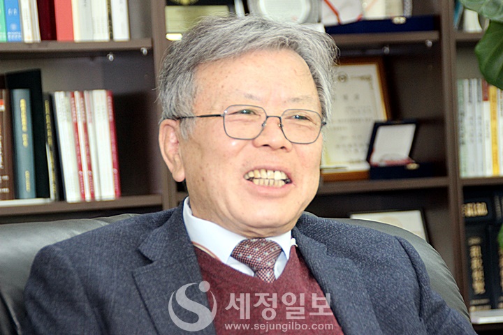 [인터뷰] 모범납세자상 받은 열정의 레전드 송동복 광교세무법인 대표세무사