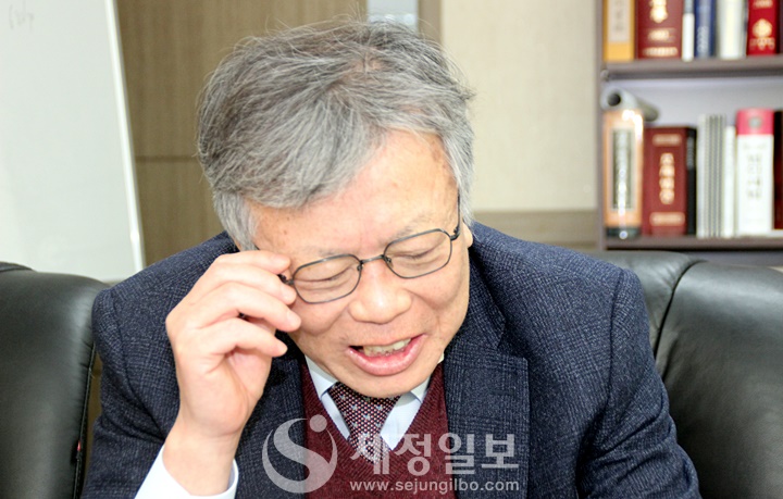 [인터뷰] 모범납세자상 받은 열정의 레전드 송동복 광교세무법인 대표세무사