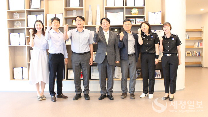 김신철 안양세관장, 수출기업 리얼게인 방문 통관 애로사항 청취