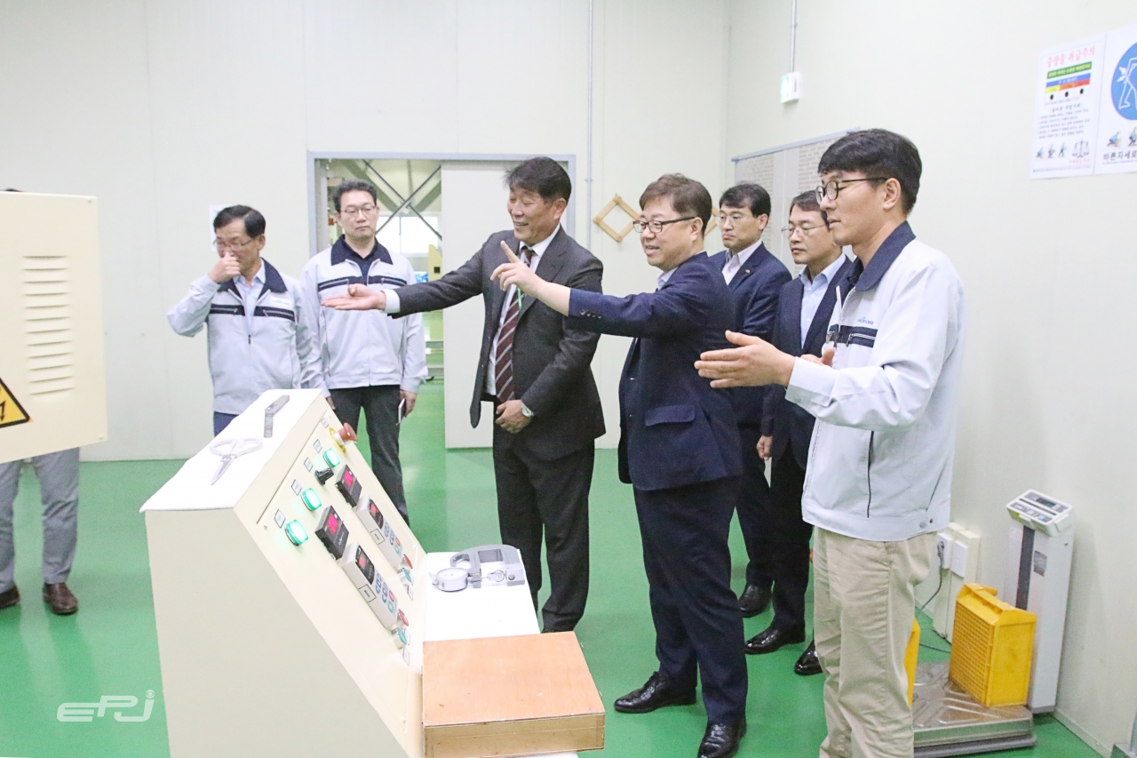 동서발전, 공동 연구개발 제품 생산현장 방문
