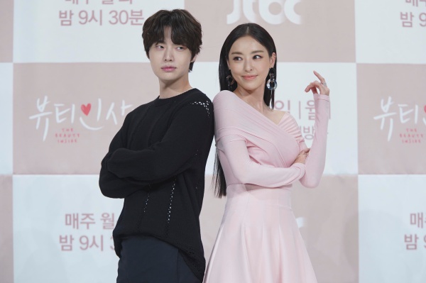 뷰티 인사이드 서현진X이민기, 가을 감성 듬뿍 30대 로코#한세계#원작#차별화[종합]