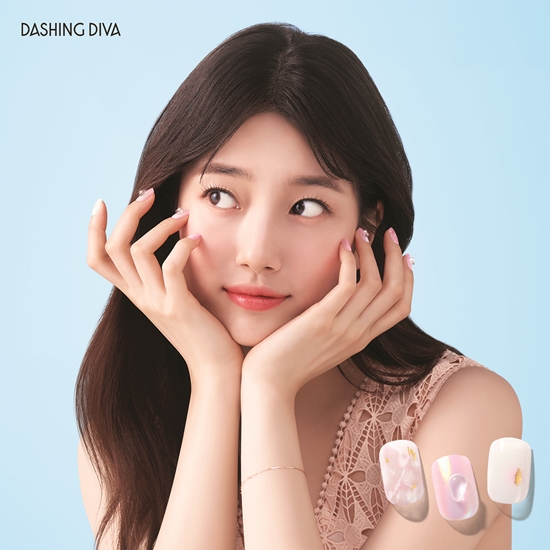 수지, 젤네일부터 파츠까지 네일도 수지…봄날 감성