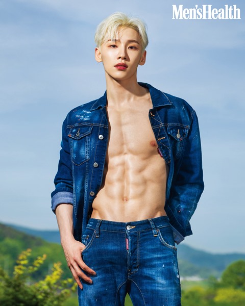 AB6IX(에이비식스) 전웅, 완벽 복근 과시...여心저격 화보