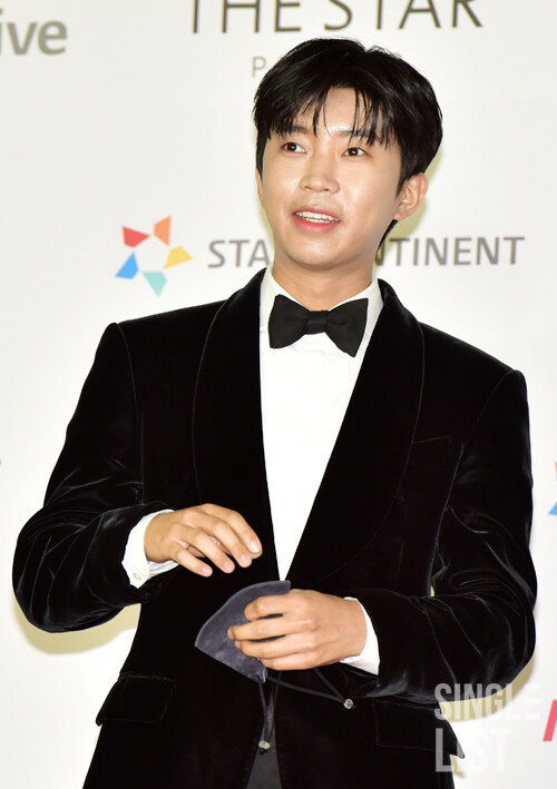 [포토] 임영웅  오늘도 힘차게 건행