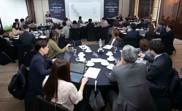 유양디앤유, 황반변성 치료제 내년 미국 1/2a상 돌입