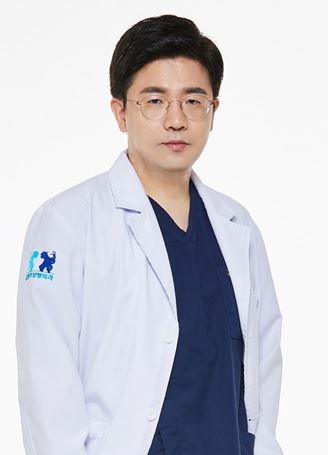[건강칼럼] 거상수술은 중장년층만? … 연령별 다양한 거상수술 있다