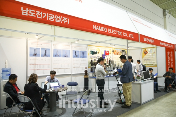 [2019국제전기전력전시회] 남도전기공업, 고압 및 저압 부싱 선보여
