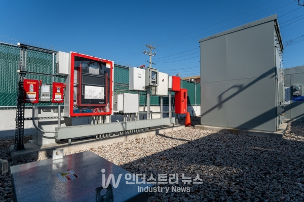 한화큐셀, 美 영향력 넓혀… 현지 개발사와 태양광+ESS 파트너십 체결