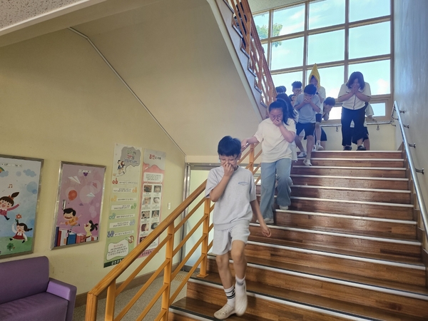 청도 금천초교, 119 안전센터와 함께하는 종합소방훈련