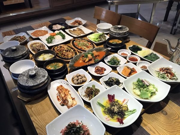 거제도여행코스 추천지 거제도 맛집 물레방아한정식 위치는?