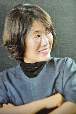 눈물로 받아 적은 그날의 일기들…