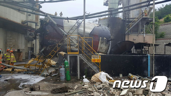 포항철강공단 내 제철세라믹 연료탱크 폭발