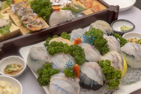 목포 맛집 신화수산, 횟집에서 즐길 수 있는 회 코스요리로 인기 만점