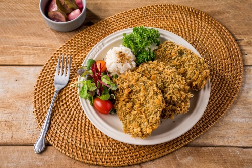 광주 신가동 돈까스 맛집으로 떠오른 동명카츠 광주신가점…건강한 소확행 맛집으로 급부상