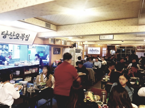 직장인들의 이유 있는 선택, 연말회식장소로 제격인 당산역 족발맛집 오목집 당산점