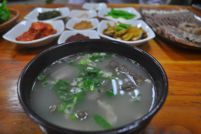 [이종환의 고금한식(古今韓食)②] 돼지국밥은 실향민 음식?··· 순대는 몽골전투식량?
