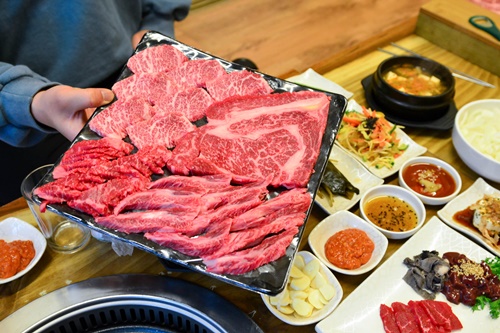 연말연시 건강한 메뉴로 누구나 만족 대전 유성 청송한우타운