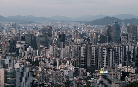 [주간브리핑] 삼성전자·SK하이닉스, 반도체 전략…집값, 하반기 전망